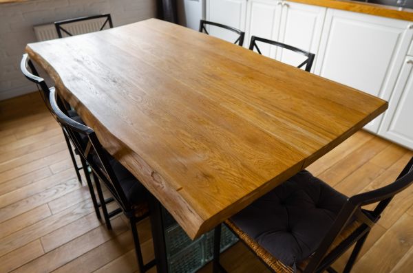 Table Assembly in Waldorf